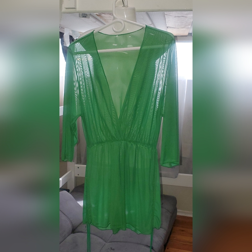Shein Womens Green Swim  Cover Up Shorts top connected 1 piece  Medium M/L  NWOT